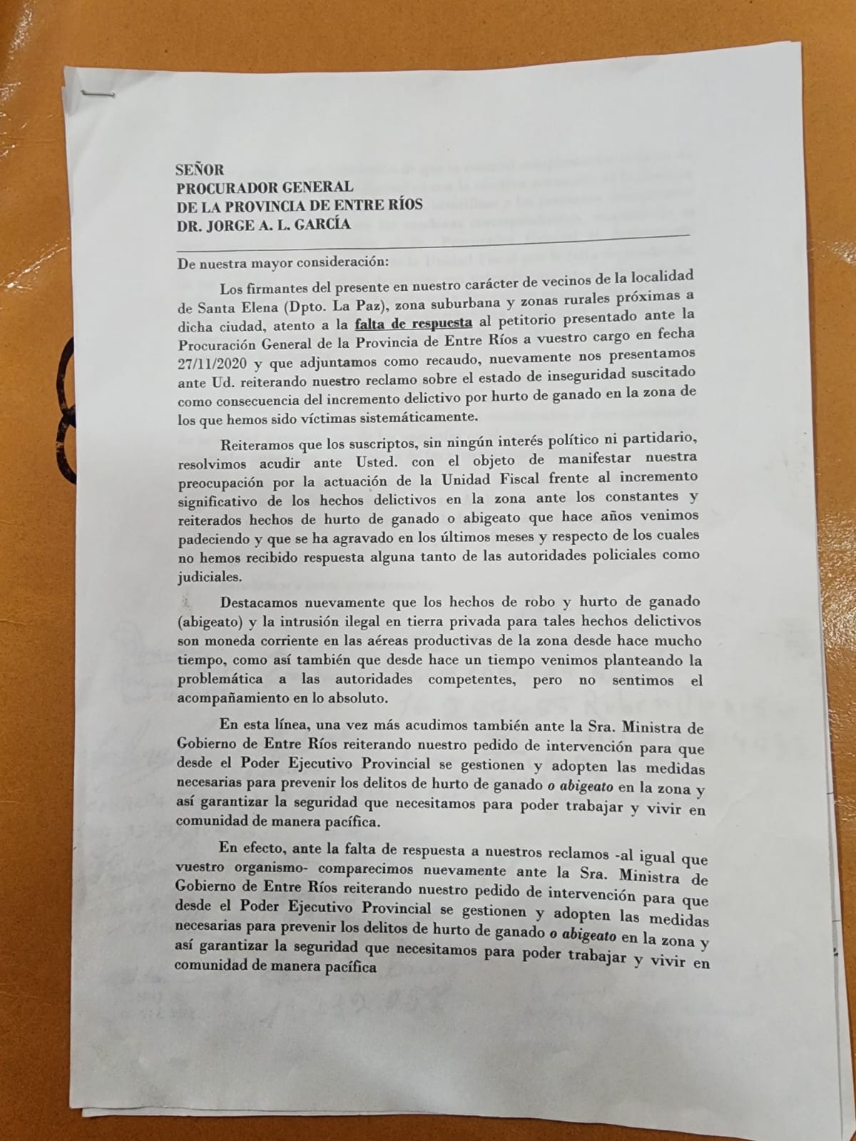 217600c9-c2c5-43ce-8615-1e038f27adbe.jpg