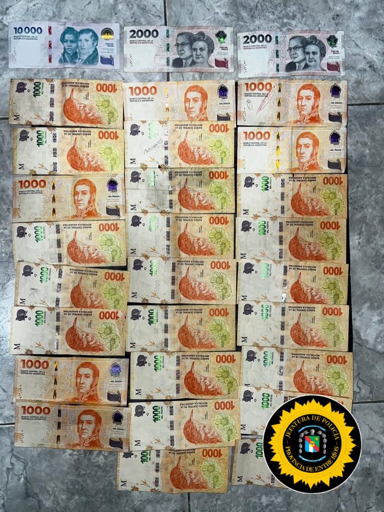 41e6c51d-cf37-4fe0-b6bb-9790234da8fc.jpg