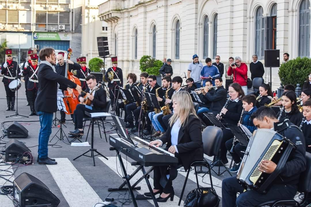 Camilo Sattler banda