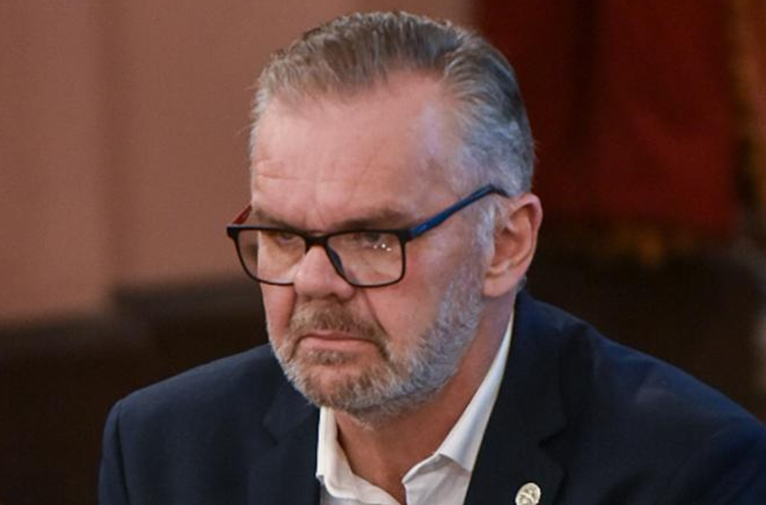 Captura de pantalla 2025-12-11 190950.png