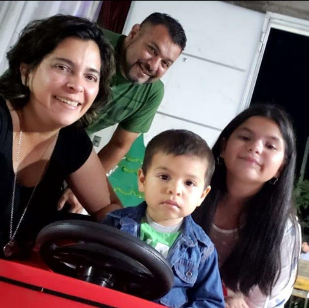 Ibis Santa Elena familia