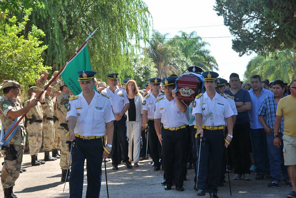 Imágenes velorio policia lopez 8