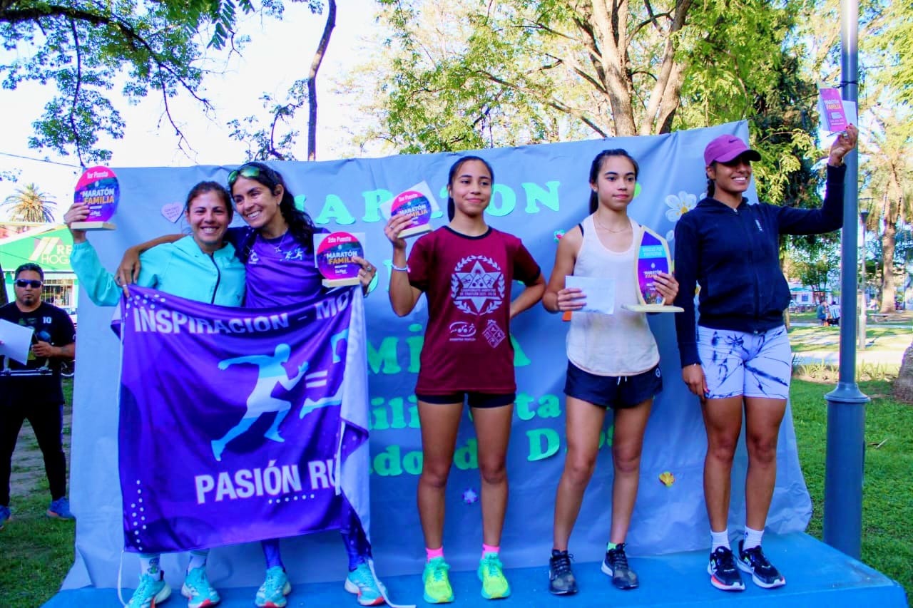 MujeresMaratonLapaz.jpg