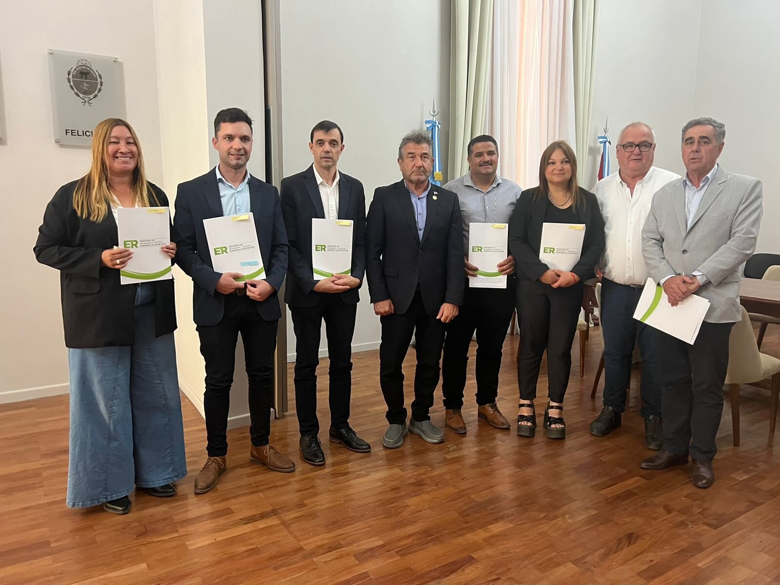 Seguridad Avigdor ministro.jpg