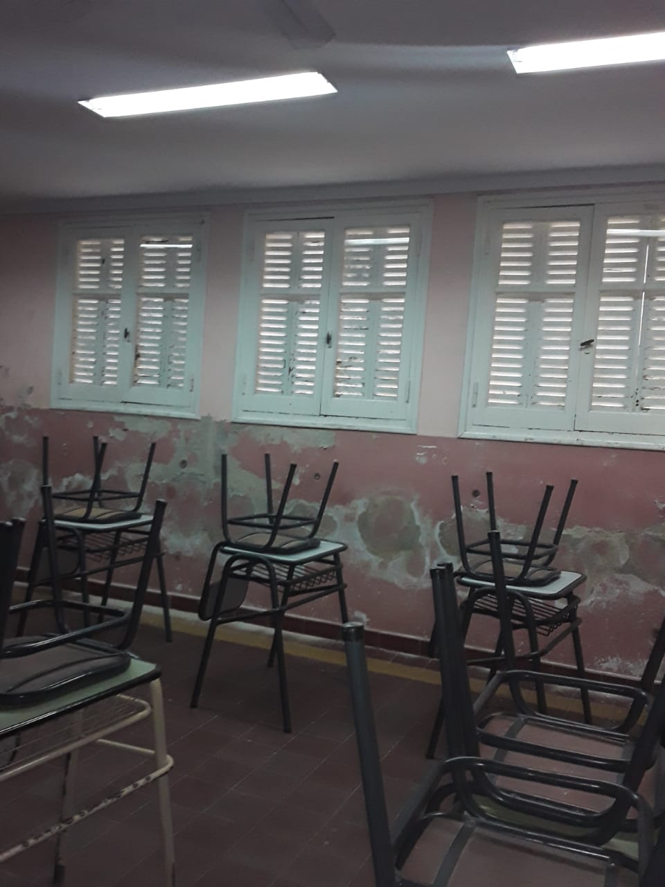 escuela alcaraz paredes