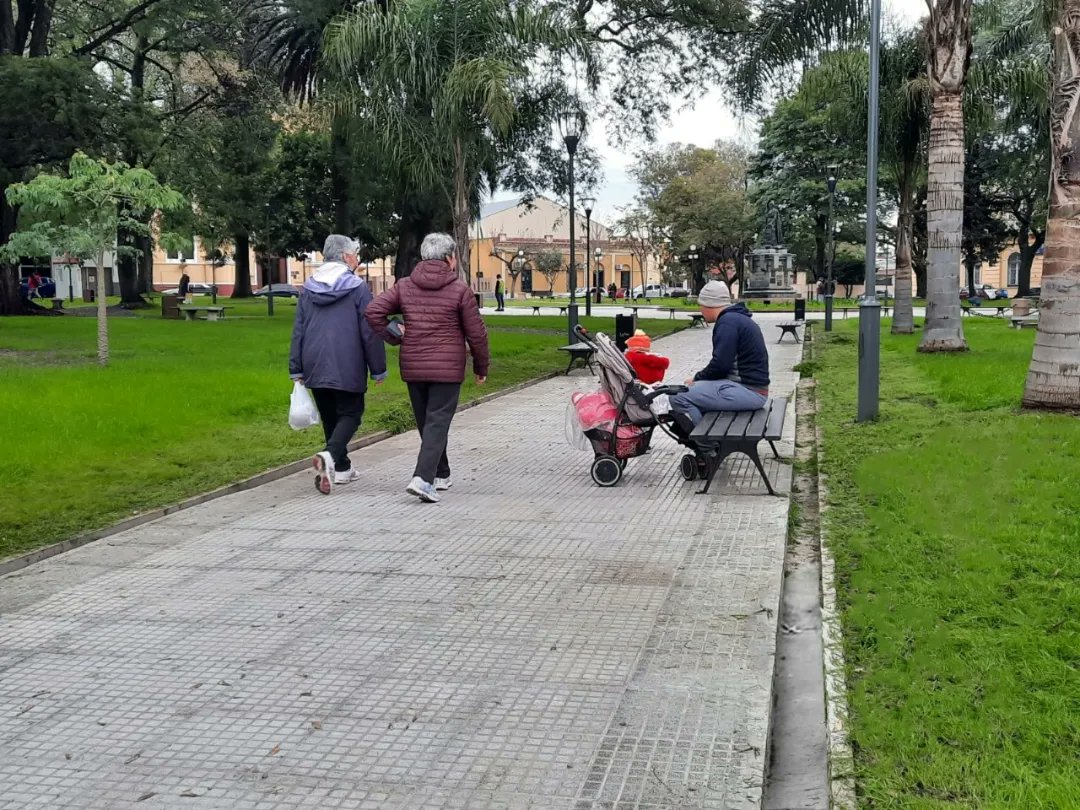 plaza 25 de mayo la paz 2022 3.jpg