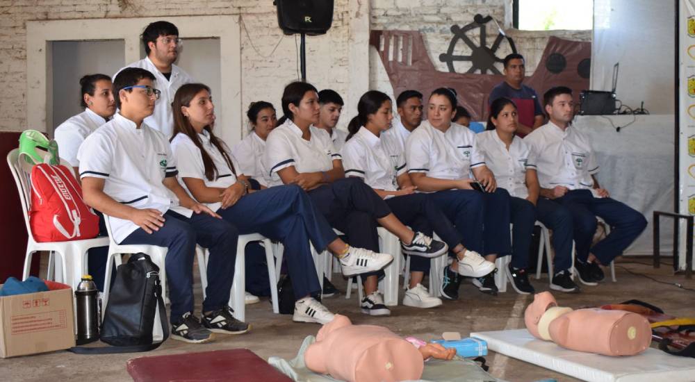san gustavo jovenes curso.jpg