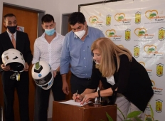 La ministra Romero terminó su visita al departamento en San Gustavo: inauguró un centro de monitoreo y recorrió obras